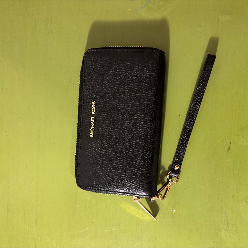 Michael Kors Black Leather Wristlet